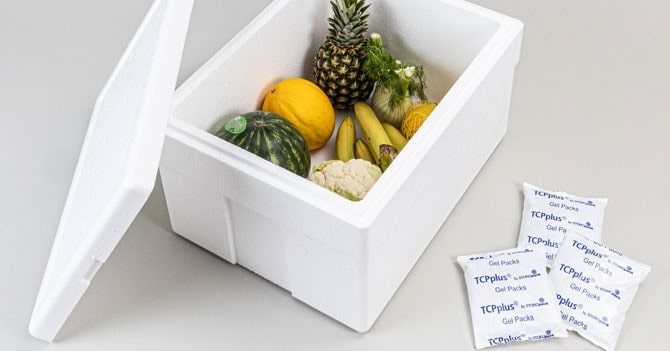 Isolierbox mit Inhalt und Gelpacks Isolierbox mit Inhalt und Gelpacks